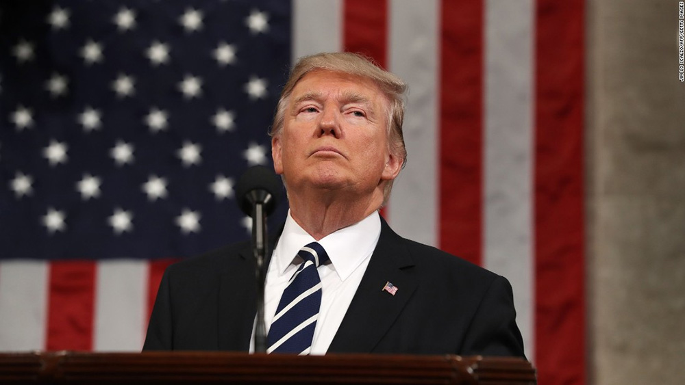 red latina stl, ed latina periodico, piernas, trump, enfermedad